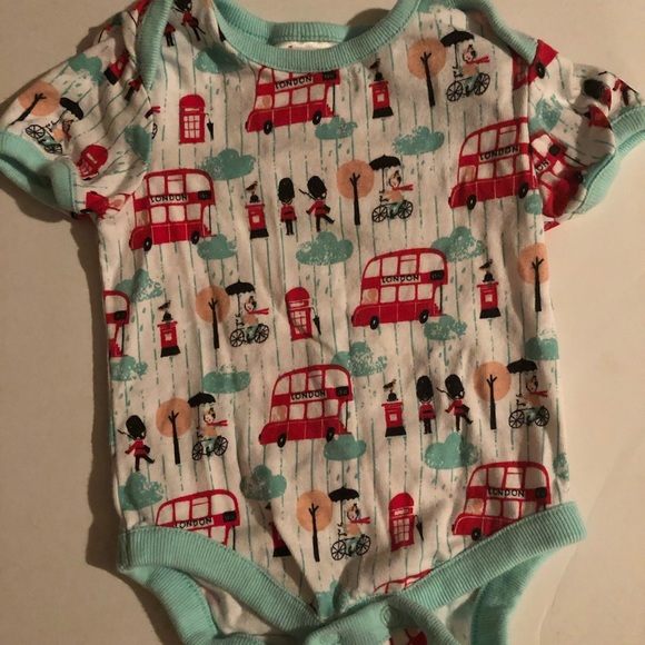 England themed onsie - Picture 1 of 2